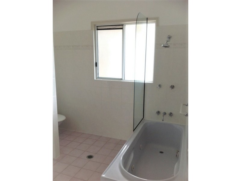 2 Isaac Smith Close, Kewarra Beach QLD 4879