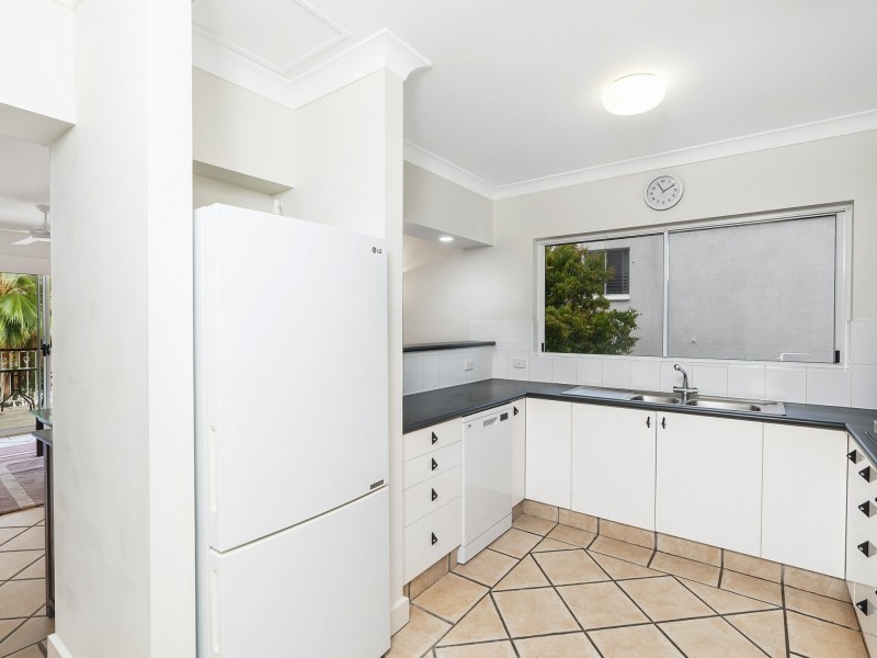 6/75 Arlington Esplanade, Clifton Beach QLD 4879