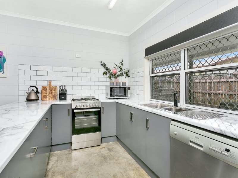 Unit 3/16-18 Brooks Street, Whitfield QLD 4870