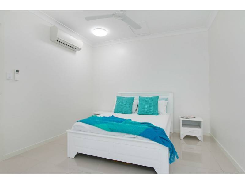 4/35 Upolu Esplanade, Clifton Beach QLD 4879