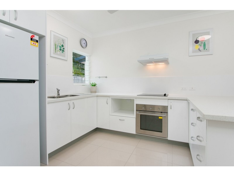 8/35 Upolu Esplanade, Clifton Beach QLD 4879