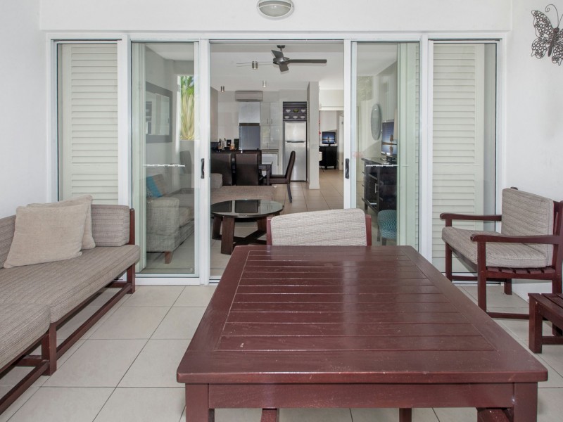 Apartment 3313-3314/123-127 Williams Esplanade, Palm Cove QLD 4879