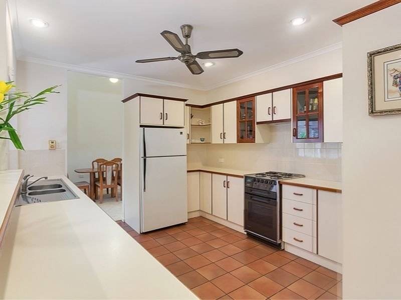 13 Saxon Street, Clifton Beach QLD 4879