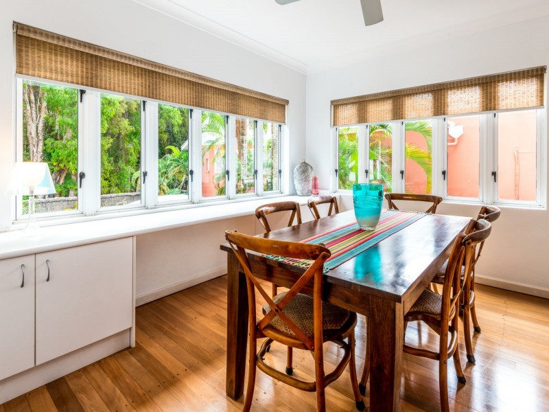Apartment 9/111-117 Williams Esplanade, Palm Cove QLD 4879