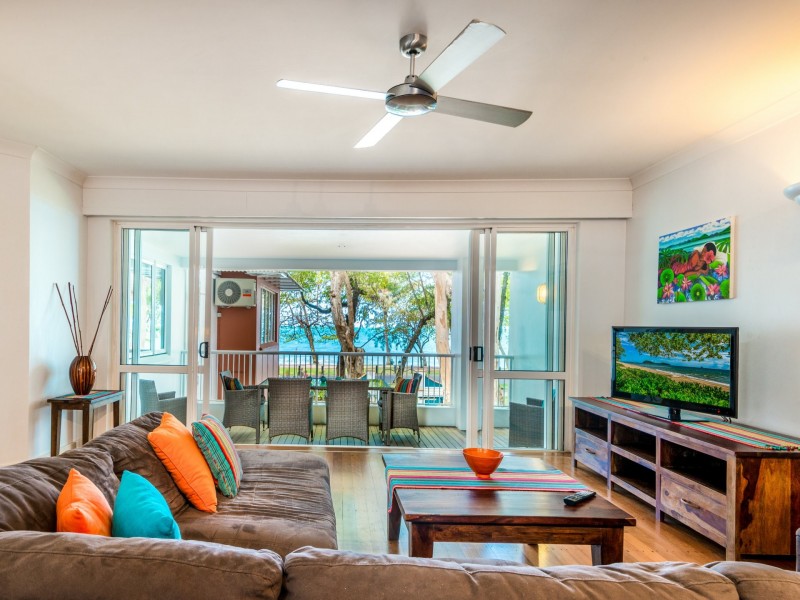 Apartment 9/111-117 Williams Esplanade, Palm Cove QLD 4879