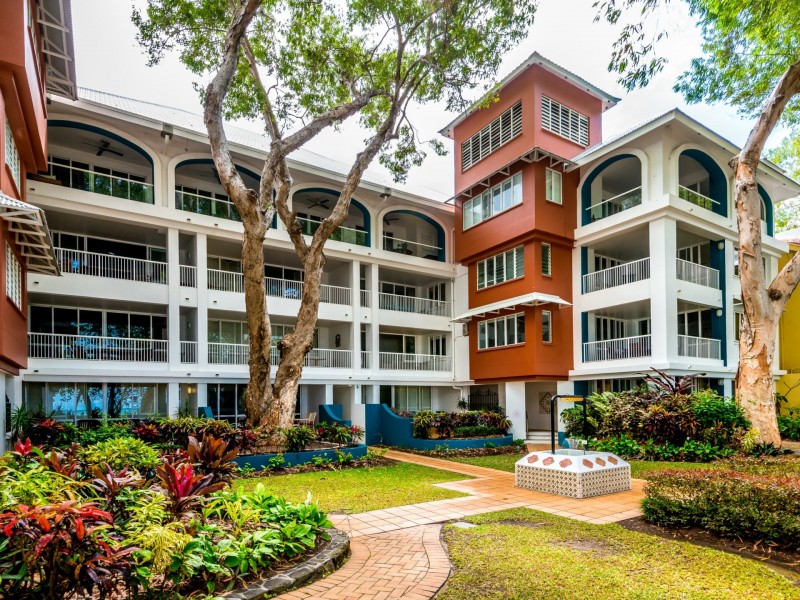 Apartment 9/111-117 Williams Esplanade, Palm Cove QLD 4879