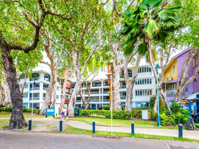 Apartment 9/111-117 Williams Esplanade, Palm Cove QLD 4879