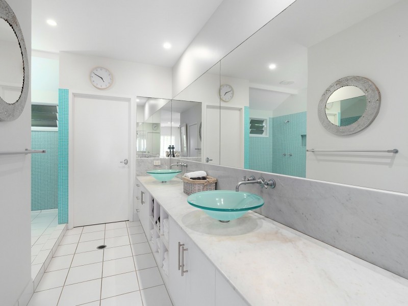 29 Arlington Esplanade, Clifton Beach QLD 4879