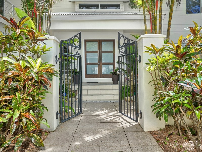 29 Arlington Esplanade, Clifton Beach QLD 4879