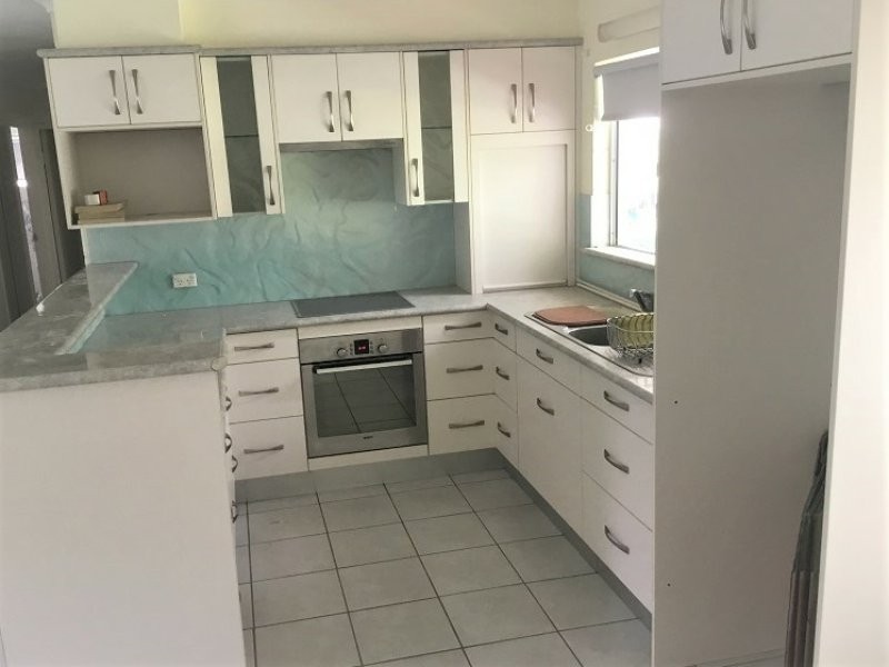 49 Clifton Rd, Clifton Beach QLD 4879