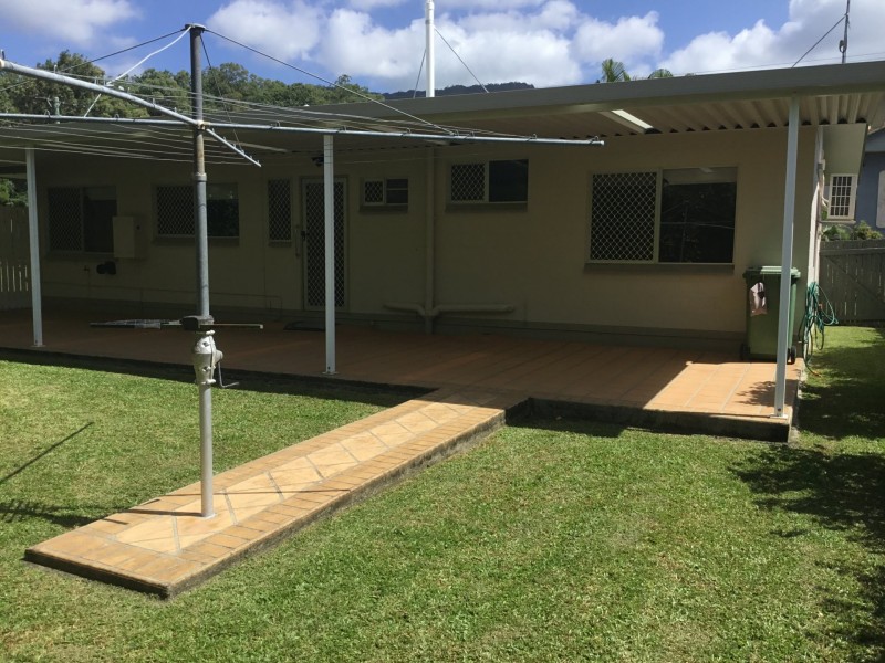 49 Clifton Rd, Clifton Beach QLD 4879