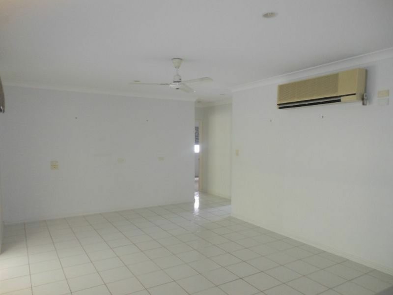 2 Ilse Close, Clifton Beach QLD 4879