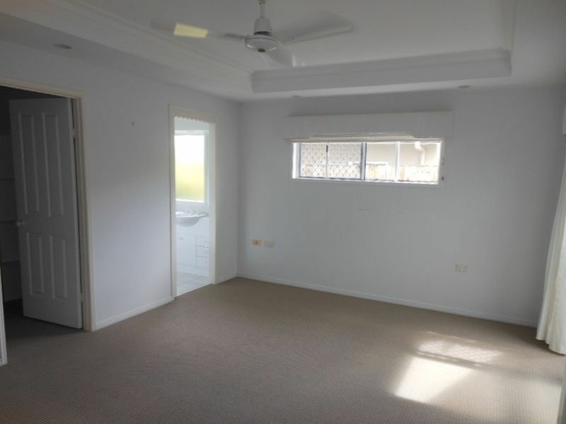 2 Ilse Close, Clifton Beach QLD 4879