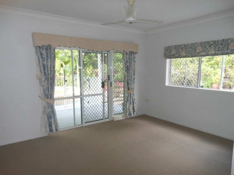 2 Ilse Close, Clifton Beach QLD 4879