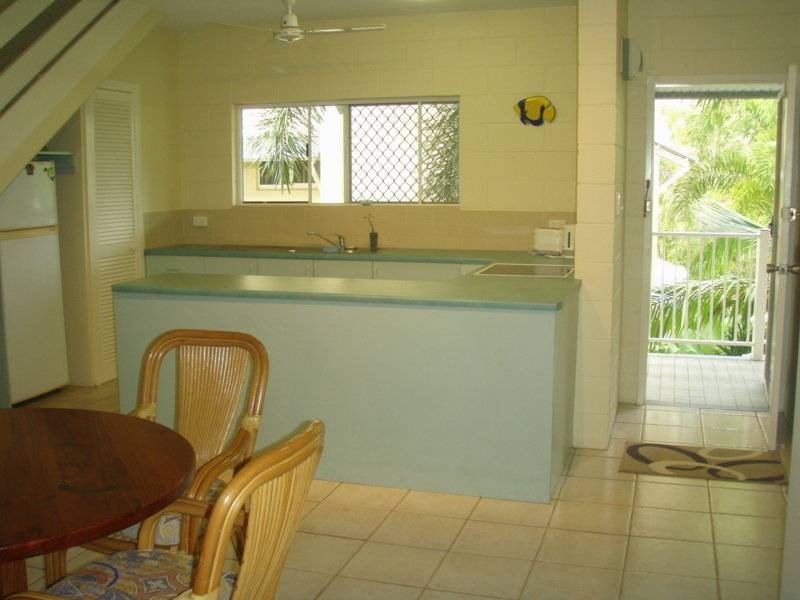 9/79 Arlington Esplanade, Clifton Beach QLD 4879