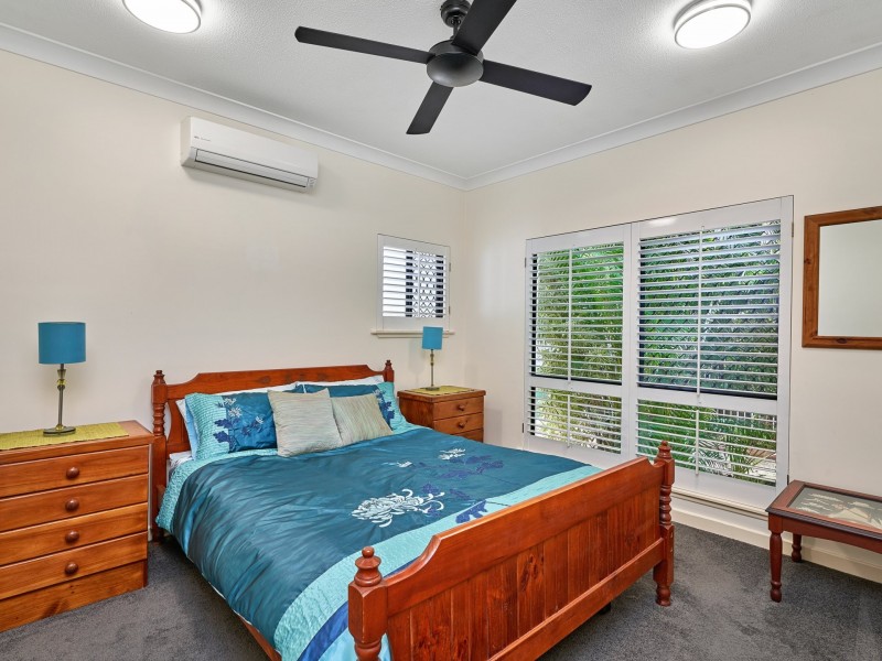 2/51 Sims Esplanade, Yorkeys Knob QLD 4878
