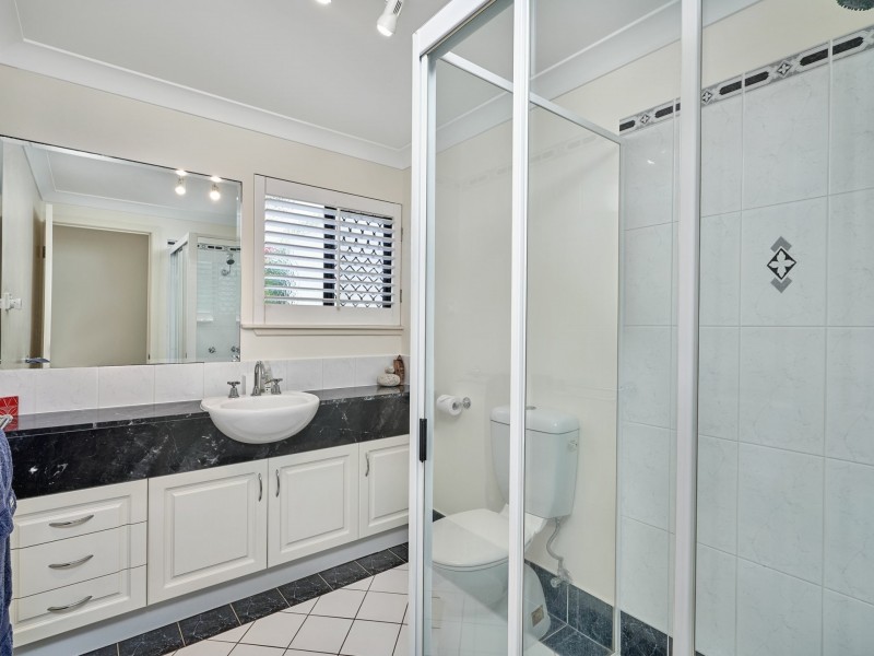 2/51 Sims Esplanade, Yorkeys Knob QLD 4878