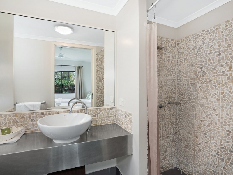 Apartment 33/81-85 Cedar Road, Palm Cove QLD 4879
