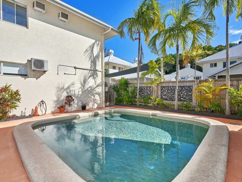 Apartment 5/30 Oliva Street, Palm Cove QLD 4879