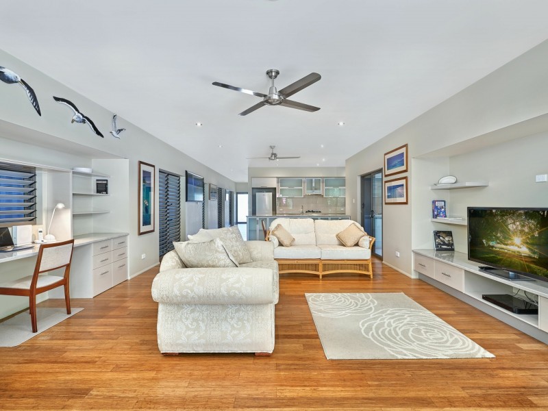 19 Endeavour Street, Clifton Beach QLD 4879