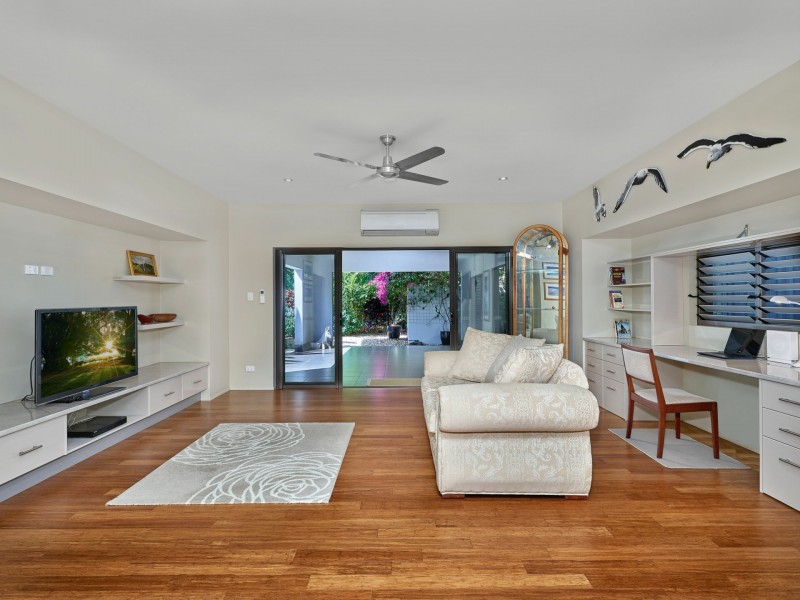 19 Endeavour Street, Clifton Beach QLD 4879