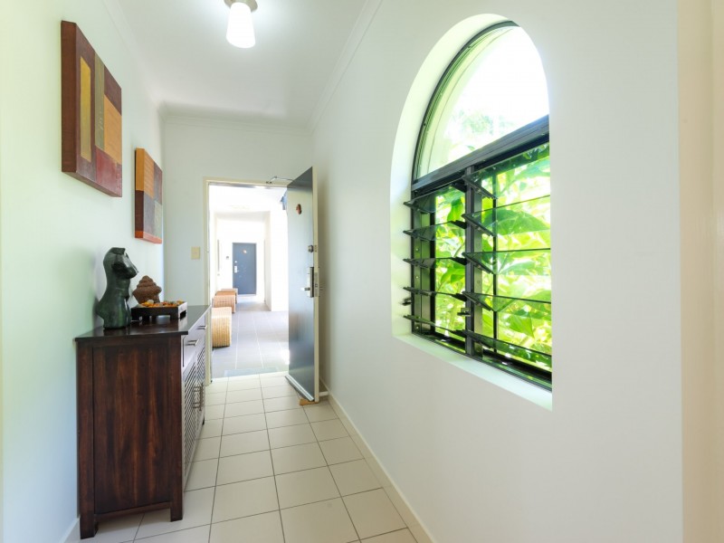 Apartment 14/81-85 Cedar Road, Palm Cove QLD 4879