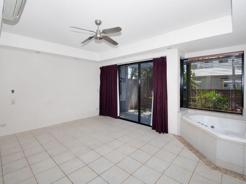 20/22-24 Oyster Court, Trinity Beach QLD 4879