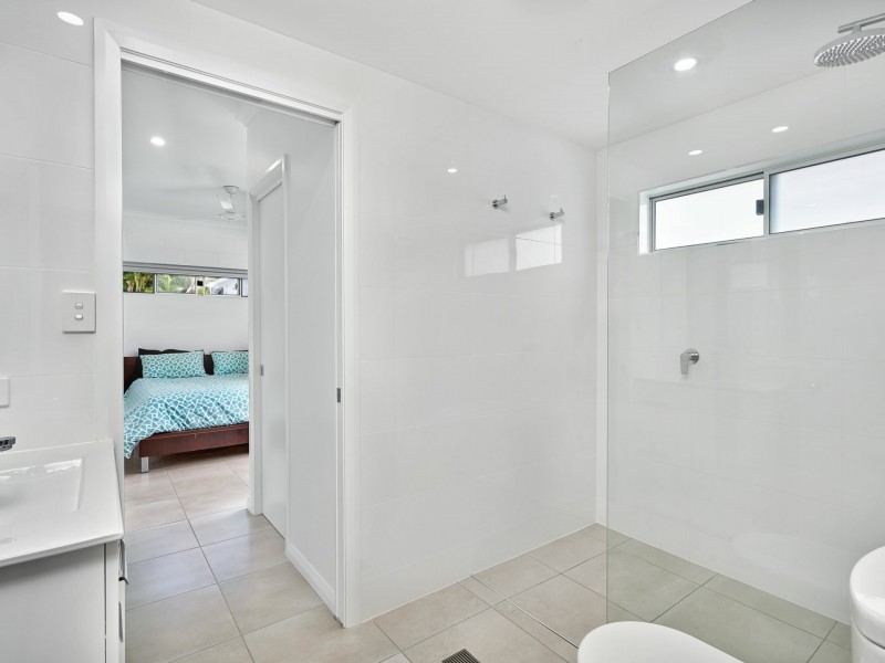 6 Cheviot St, Smithfield QLD 4878