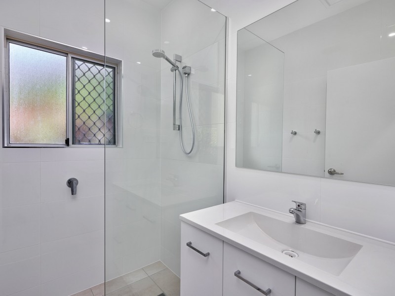 6 Cheviot St, Smithfield QLD 4878