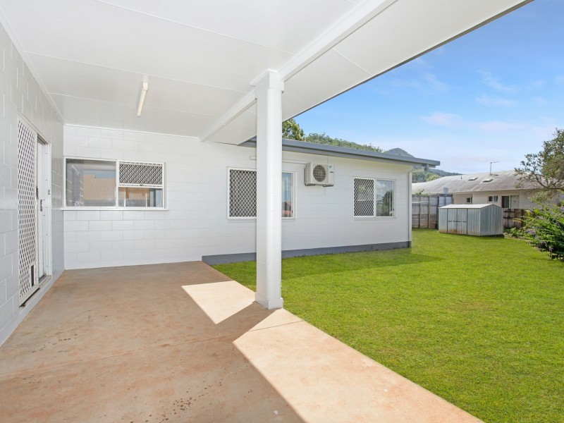 30 Herald St, Bentley Park QLD 4869