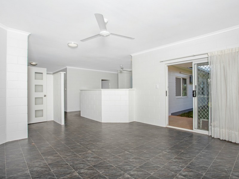 30 Herald St, Bentley Park QLD 4869