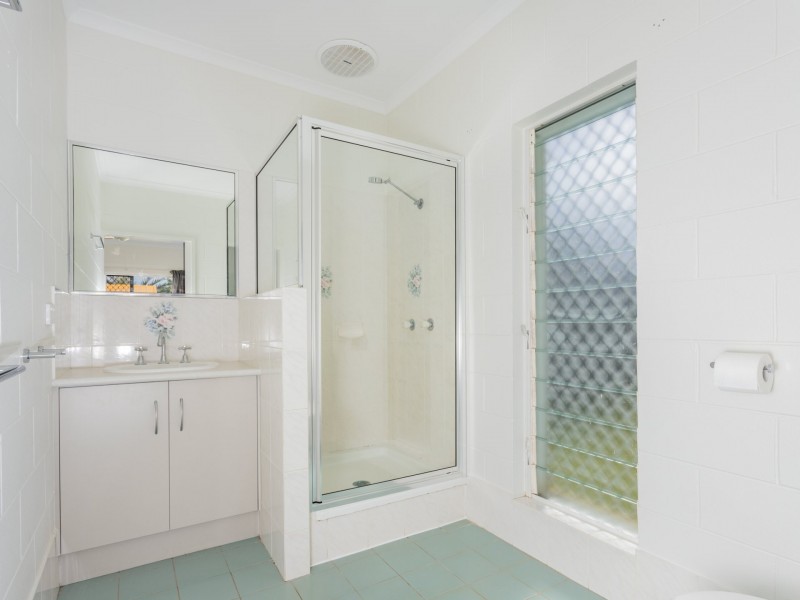 30 Herald St, Bentley Park QLD 4869