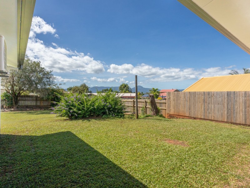 30 Herald St, Bentley Park QLD 4869