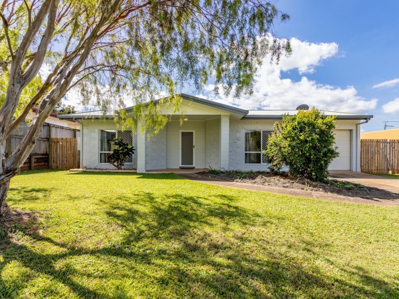 30 Herald St, Bentley Park QLD 4869