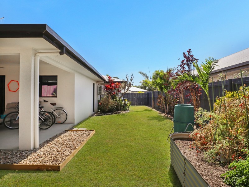 24 Torbay Street, Kewarra Beach QLD 4879