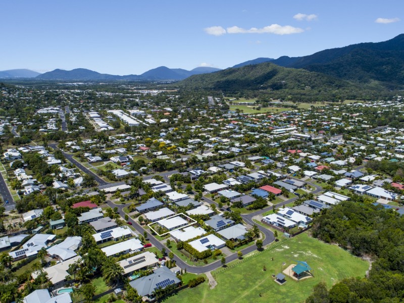 24 Torbay Street, Kewarra Beach QLD 4879