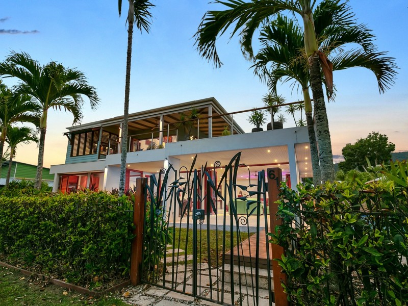 1/61-67 Arlington Esplanade, Clifton Beach QLD 4879