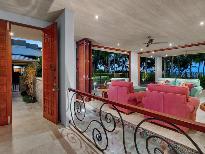 1/61-67 Arlington Esplanade, Clifton Beach QLD 4879