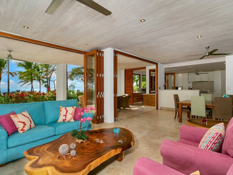 1/61-67 Arlington Esplanade, Clifton Beach QLD 4879