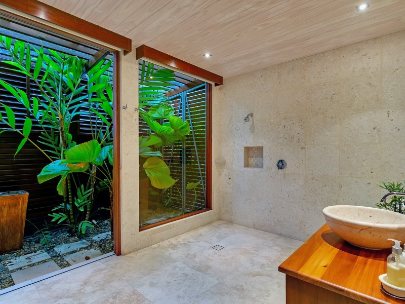 1/61-67 Arlington Esplanade, Clifton Beach QLD 4879