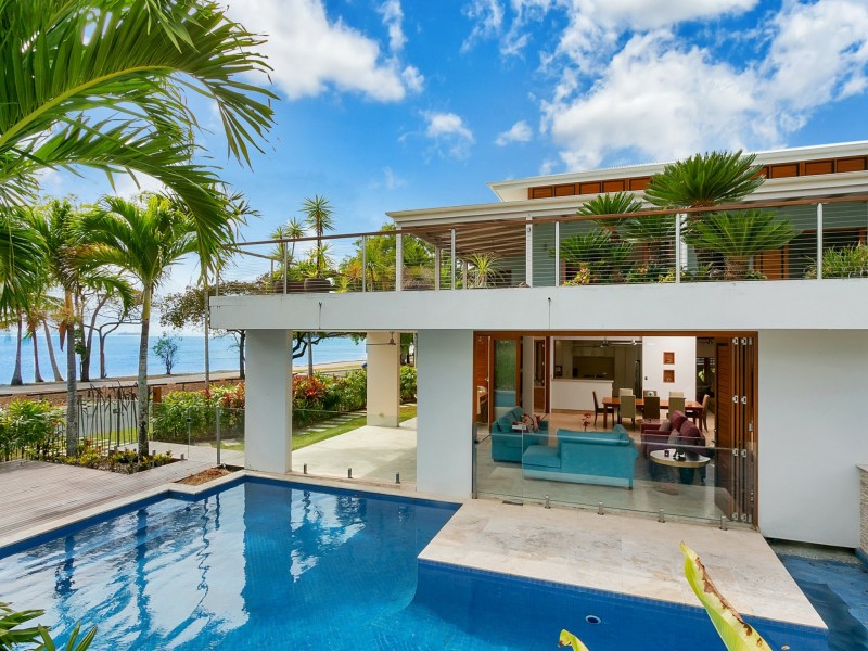 1/61-67 Arlington Esplanade, Clifton Beach QLD 4879