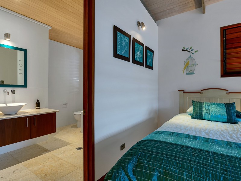 1/61-67 Arlington Esplanade, Clifton Beach QLD 4879