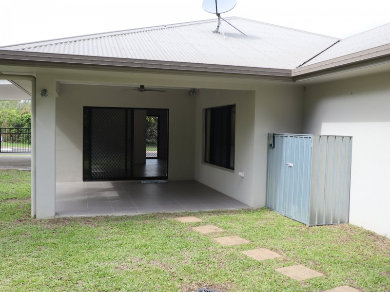 11 Quartzborough Promanade, Trinity Park QLD 4879