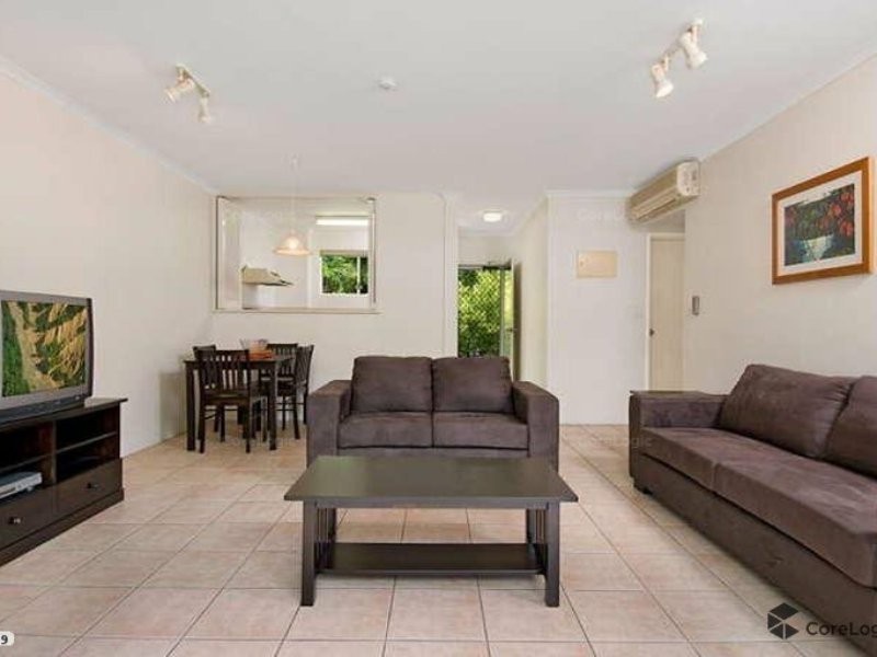 Apartment 102/305-341 Coral Coast Drive, Palm Cove QLD 4879