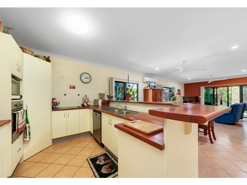 7 Tribulation Close, Kewarra Beach QLD 4879