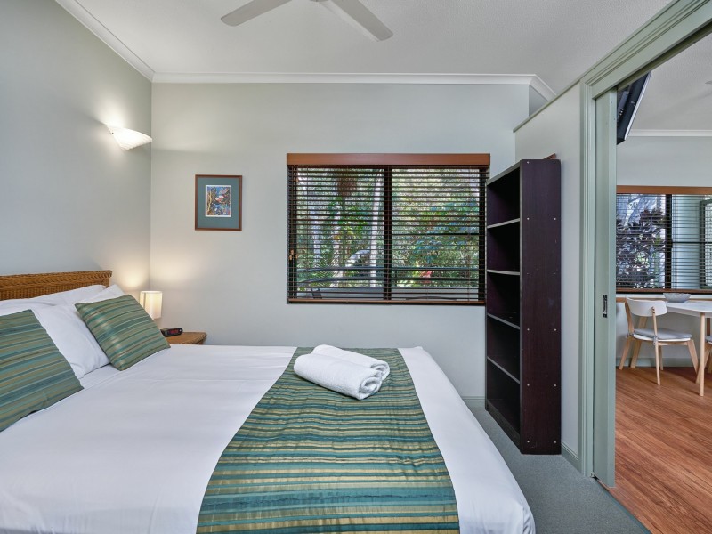 4/101-105 Wattle Street, Yorkeys Knob QLD 4878