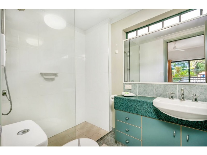 4/101-105 Wattle Street, Yorkeys Knob QLD 4878