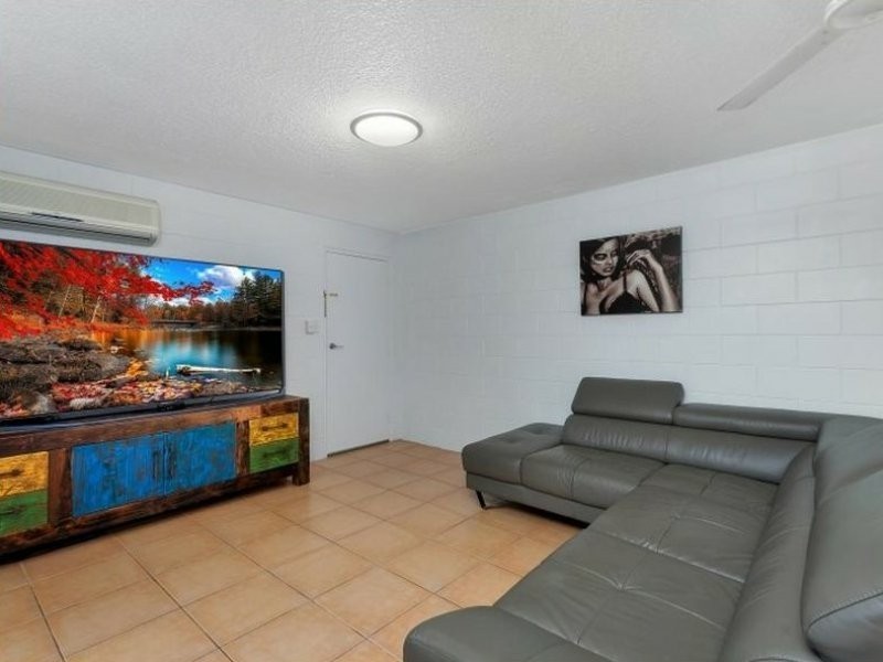 3/22-24 Rutherford Street, Yorkeys Knob QLD 4878