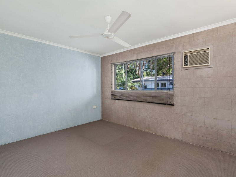 2/21 Bouganvillea Street, Holloways Beach QLD 4878