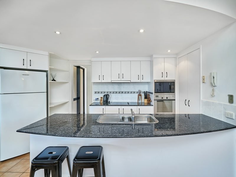 5/77 Sims Esplanade, Yorkeys Knob QLD 4878